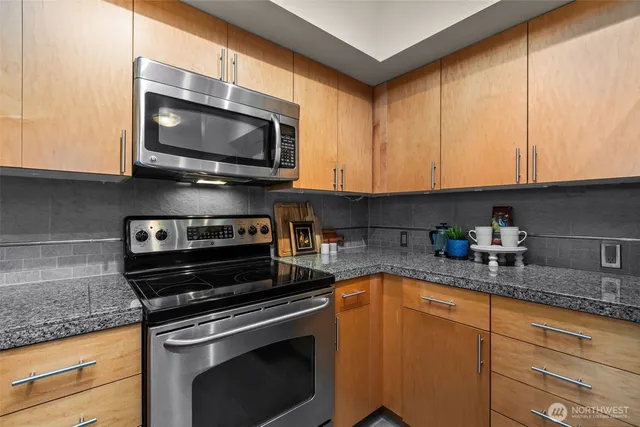 $624,950 | 5440 Leary Avenue Northwest, Unit 401, Seattle, WA 98107