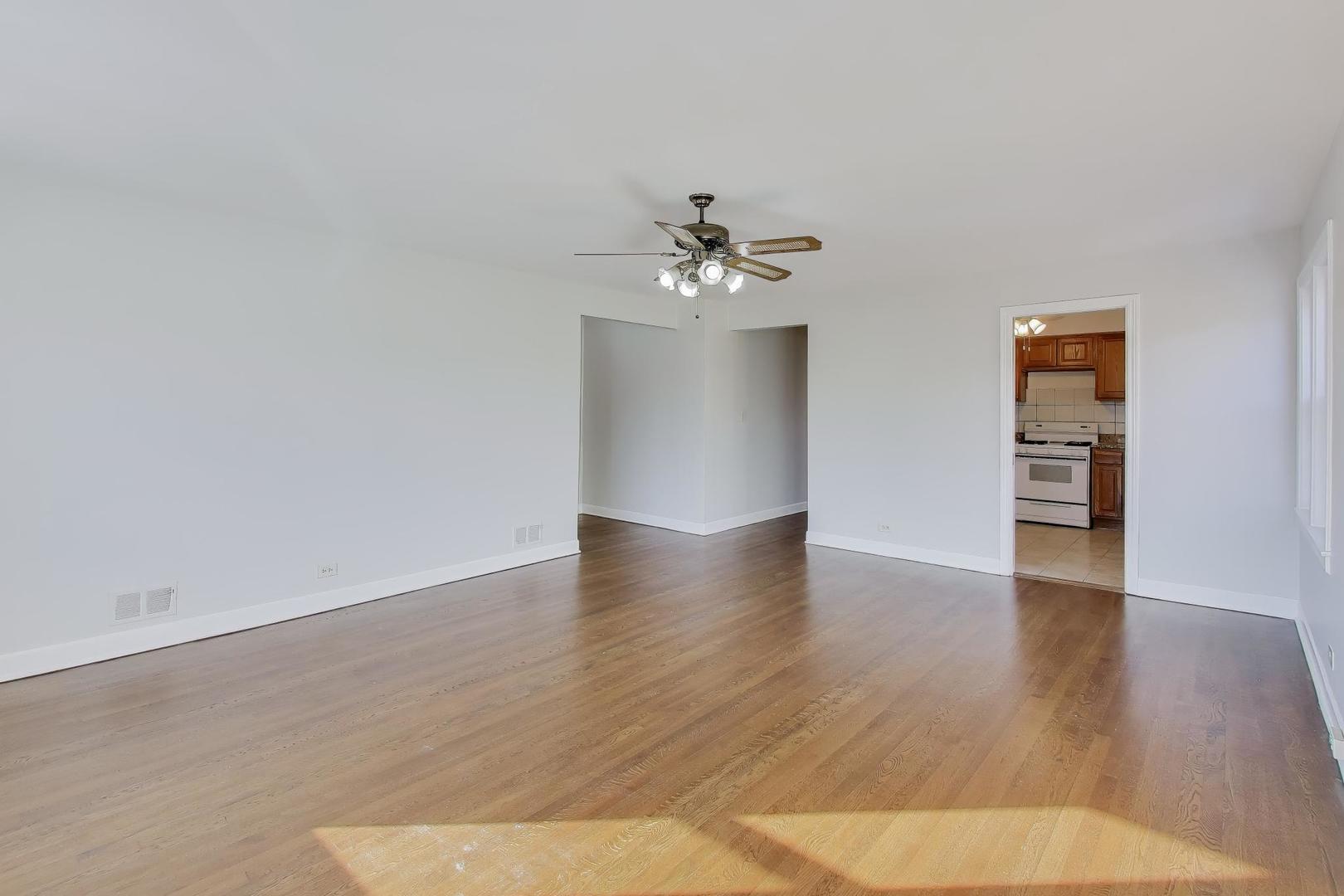 8428 McCormick Boulevard Skokie, IL 60076 - Photo 25 of 52