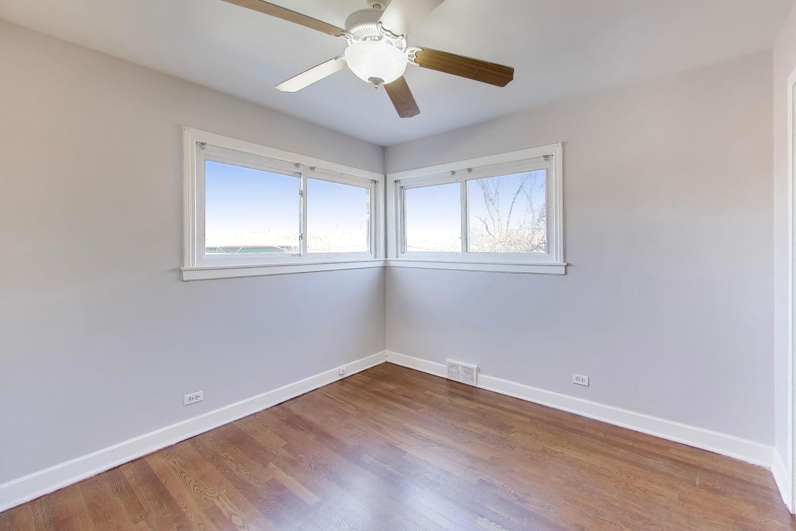 8428 McCormick Boulevard Skokie, IL 60076 - Photo 31 of 52