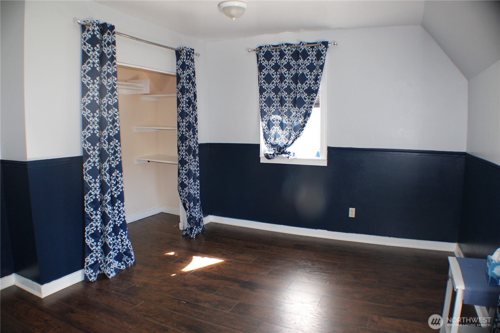 1224 4th Street Cosmopolis, WA 98537 - Photo 22 of 33 a view of entryway with wooden floor