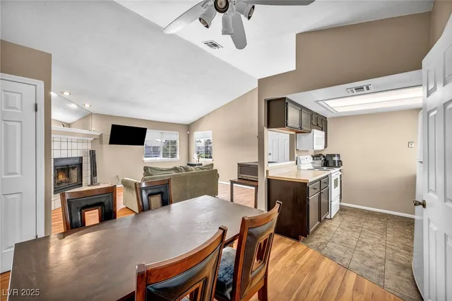 $183,000 | 5419 Centurion Court, Unit 203, Las Vegas, NV 89122