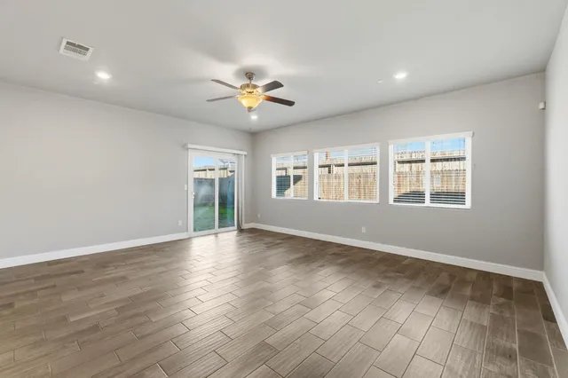 $549,000 | 2715 Las Rosas Avenue, Clovis, CA 93619