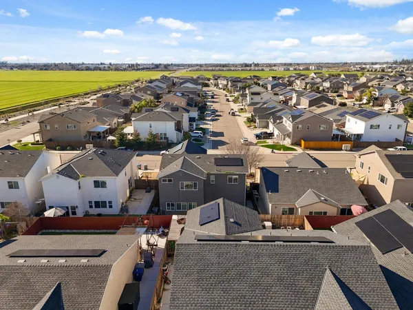 $534,000 | 2715 Las Rosas Avenue, Clovis, CA 93619