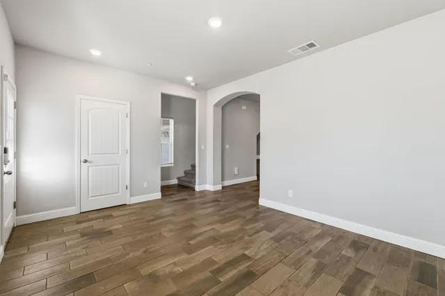 $549,000 | 2715 Las Rosas Avenue, Clovis, CA 93619