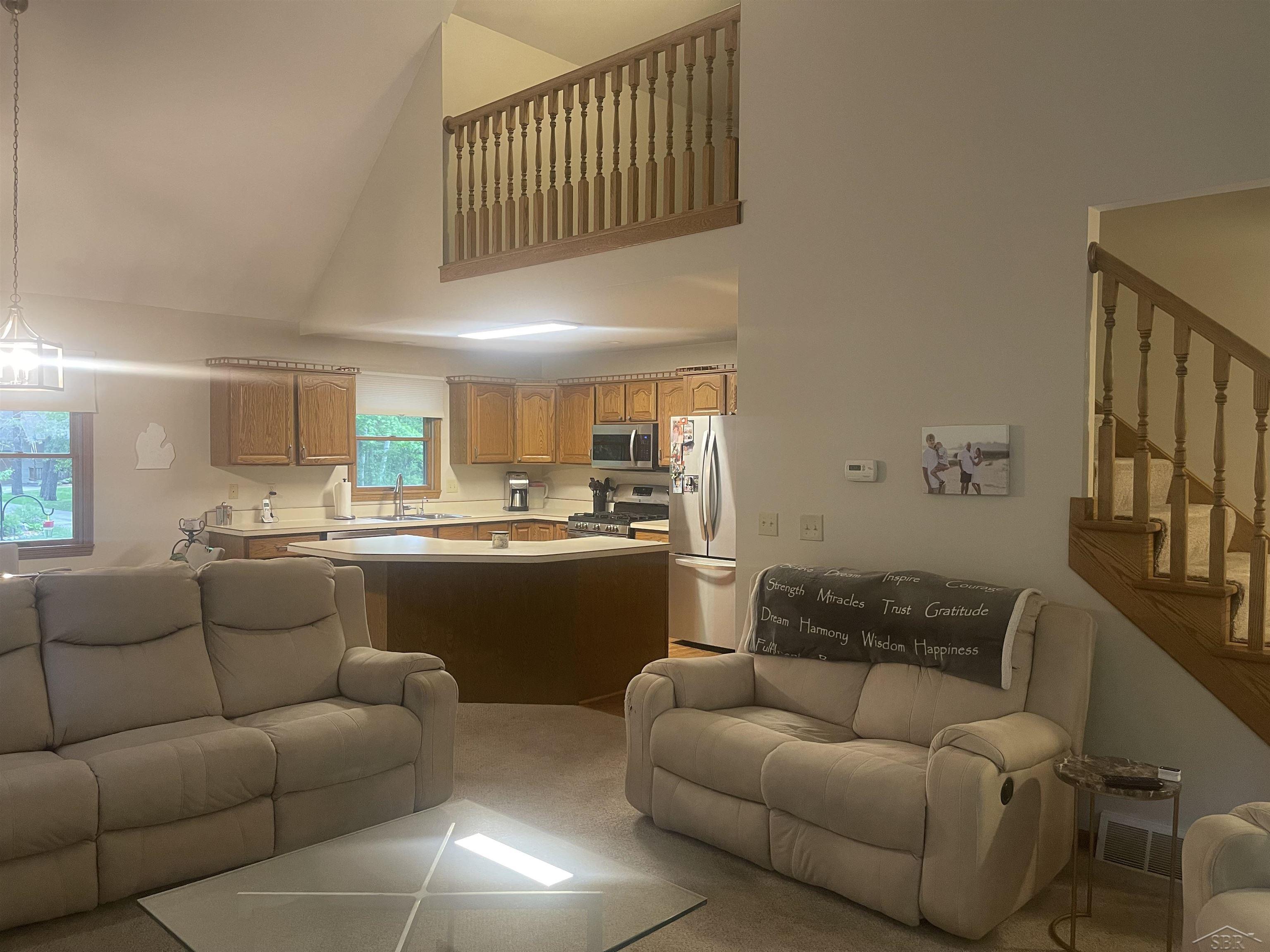 11279 Sarle Road Freeland, MI 48623 - Photo 8 of 23