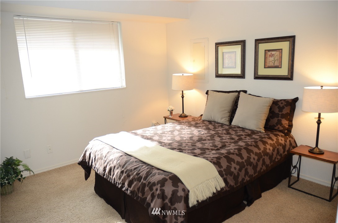 1110 Maple Street Everett, WA 98201 - Photo 11 of 15 Gallery Image 11