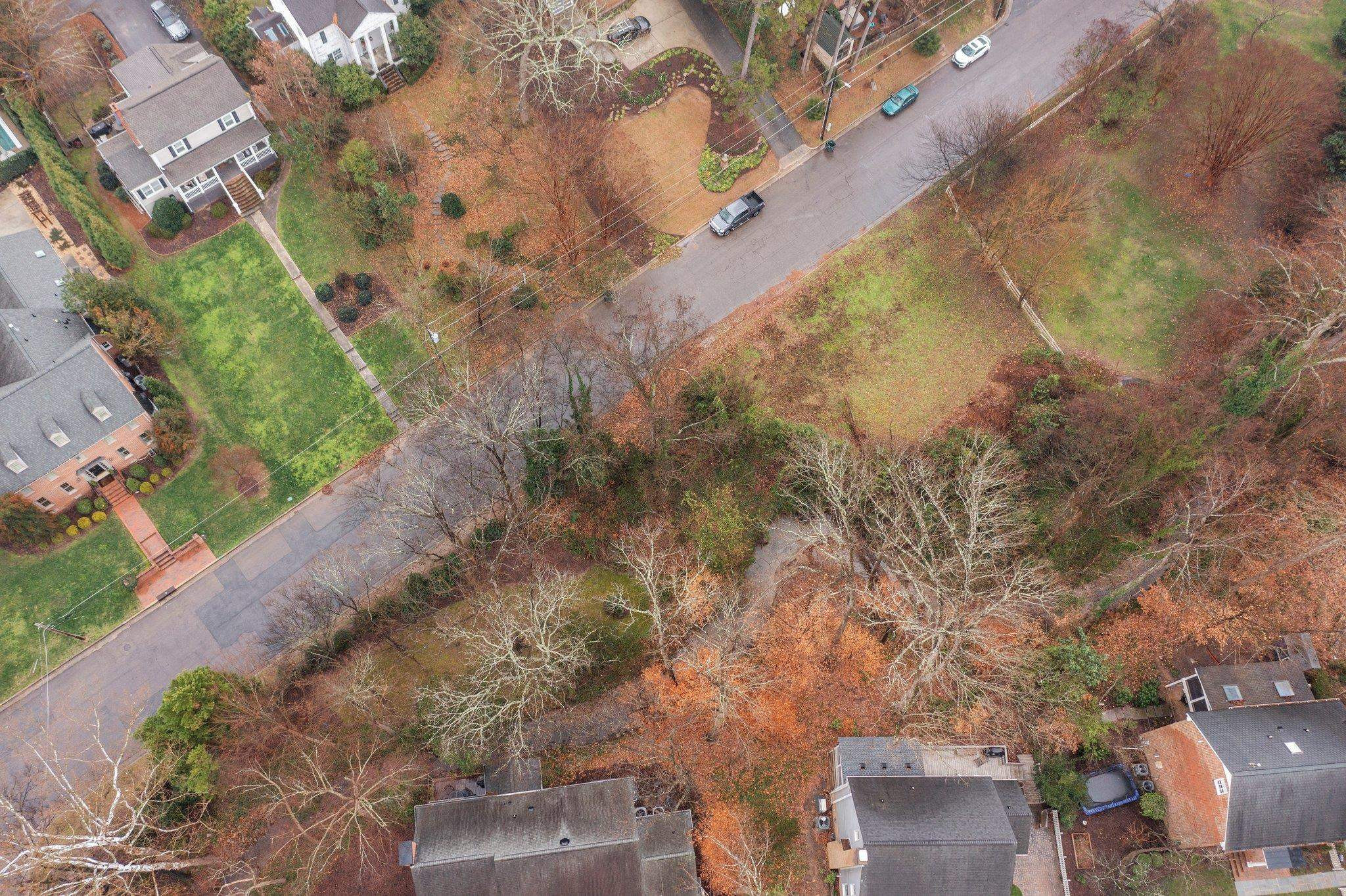 2309 Oxford Road Raleigh, NC 27608 - Photo 3 of 8 Photo 3