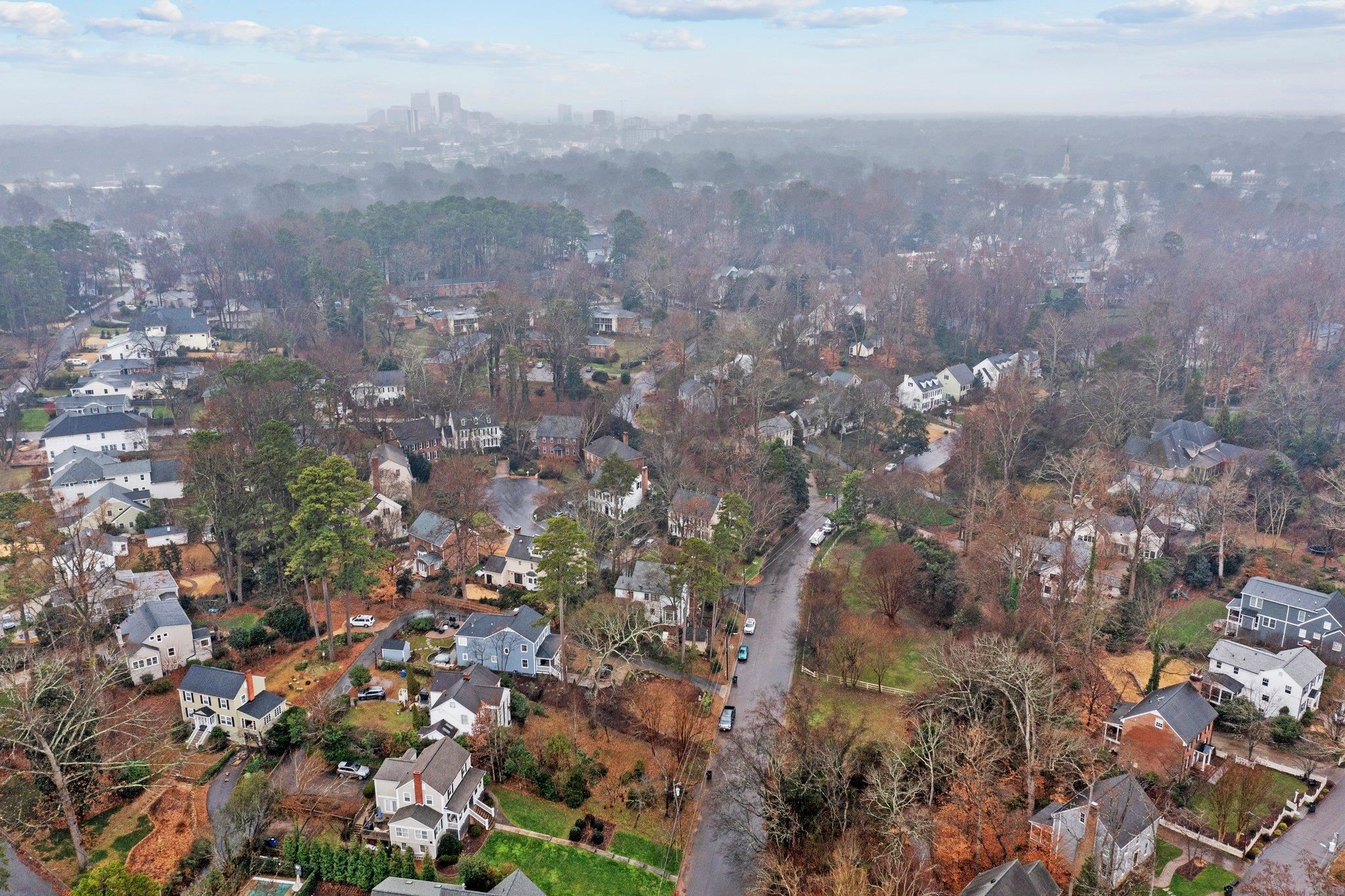 2309 Oxford Road Raleigh, NC 27608 - Photo 4 of 8 Photo 4