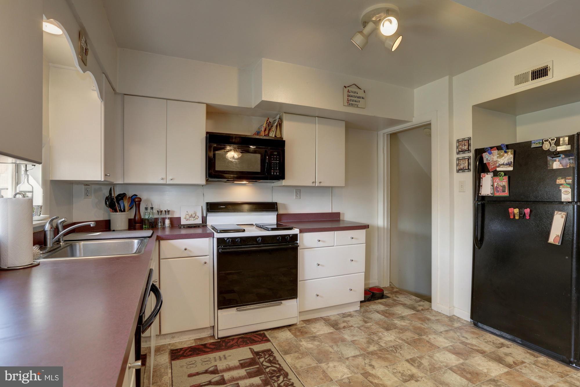 1682 Poles Road Baltimore, MD 21221 - Photo 14 of 30 Kitchen