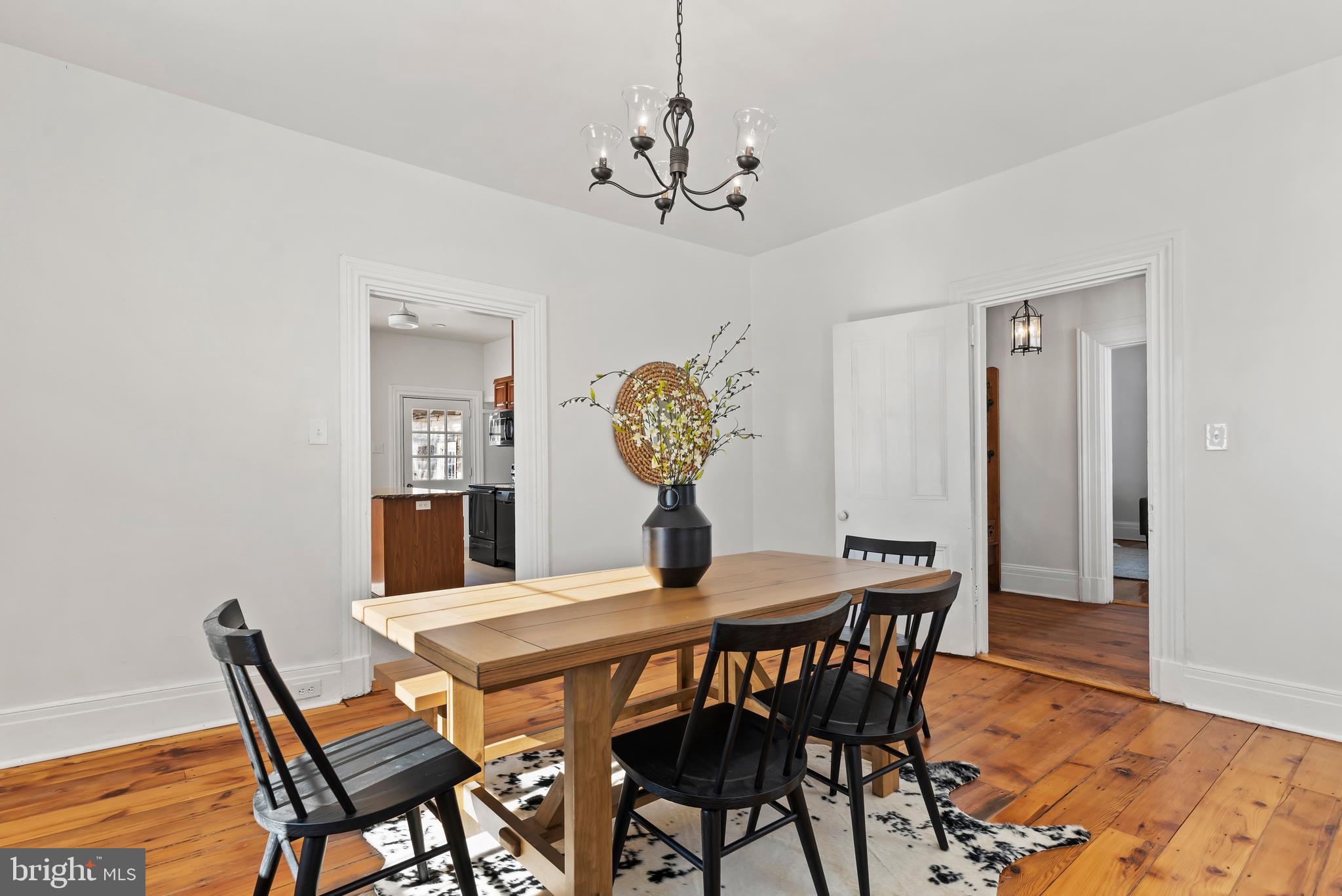 320 South Middlesex Road Carlisle, PA 17015 - Photo 9 of 66 a view of a dining room with furniture and wooden floor