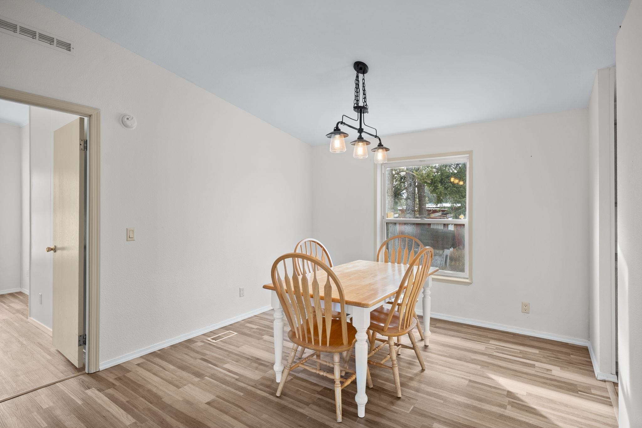 30907 North Hardesty Road Chattaroy, WA 99003 - Photo 15 of 38