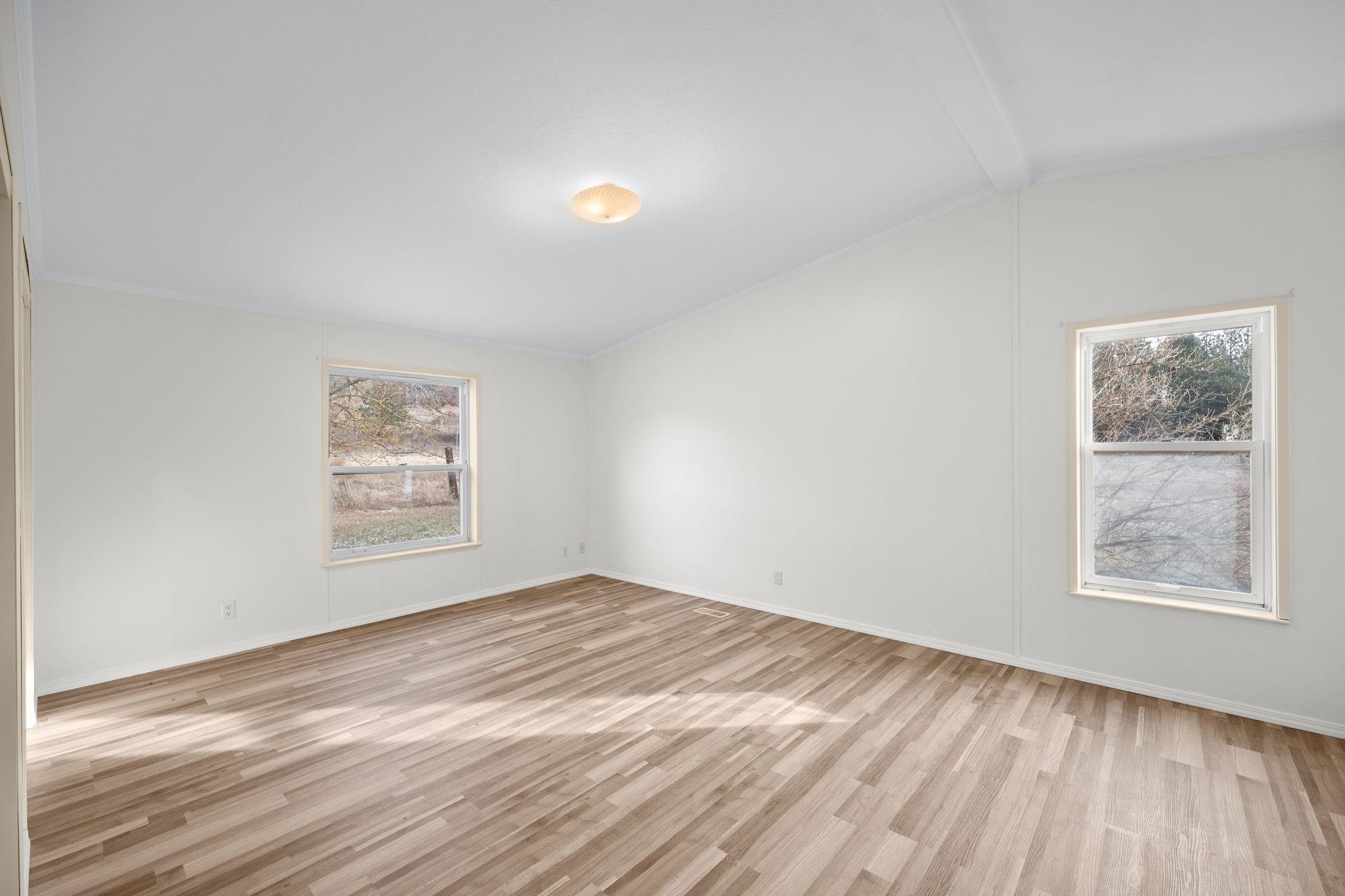 30907 North Hardesty Road Chattaroy, WA 99003 - Photo 18 of 38