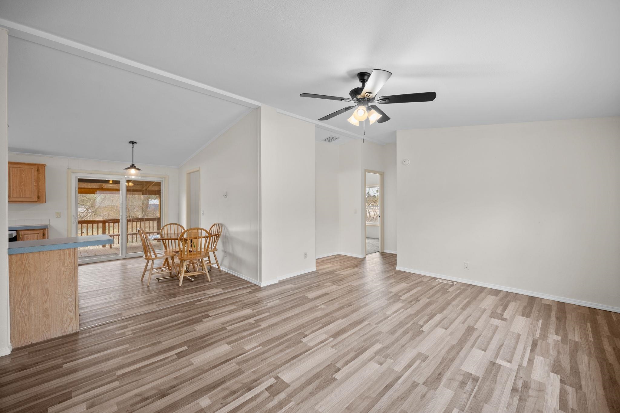 30907 North Hardesty Road Chattaroy, WA 99003 - Photo 24 of 38