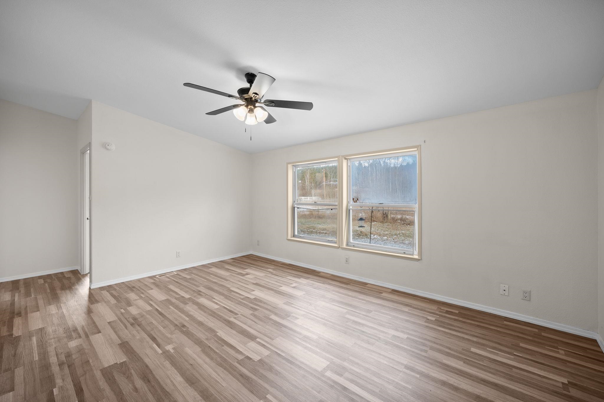 30907 North Hardesty Road Chattaroy, WA 99003 - Photo 26 of 38