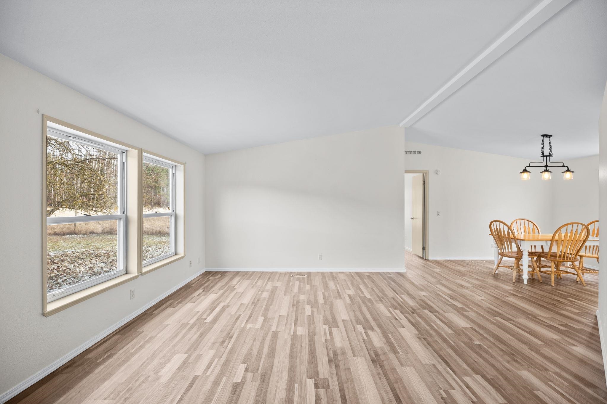 30907 North Hardesty Road Chattaroy, WA 99003 - Photo 5 of 38