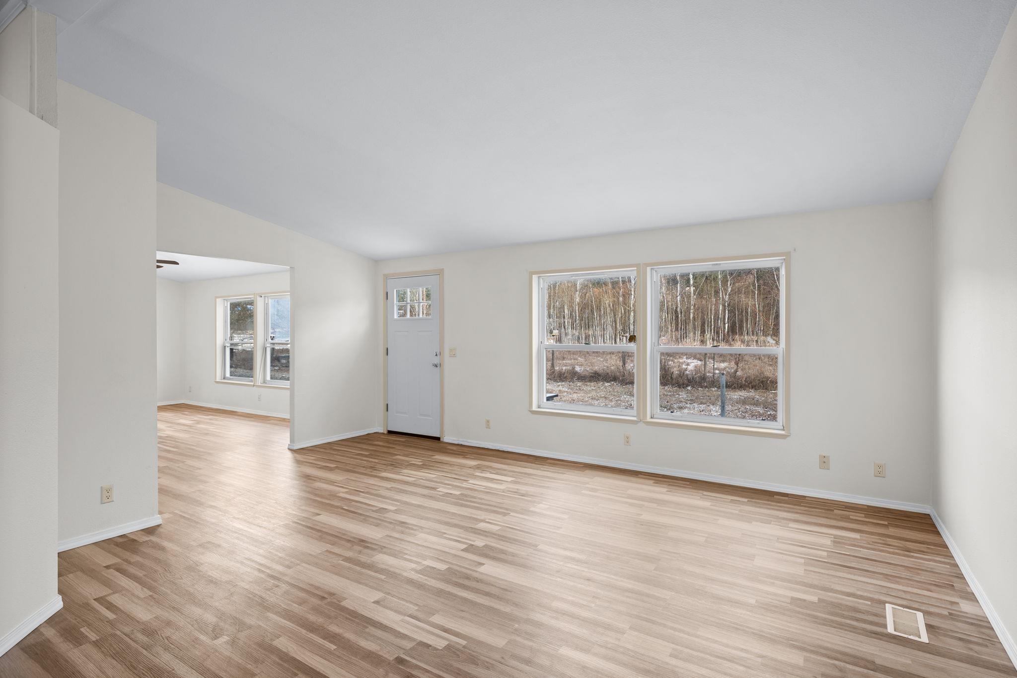 30907 North Hardesty Road Chattaroy, WA 99003 - Photo 6 of 38