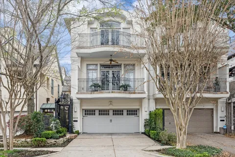 $1,465,000 | 2211 Dunraven Lane, Houston, TX 77019