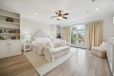 $1,465,000 | 2211 Dunraven Lane, Houston, TX 77019