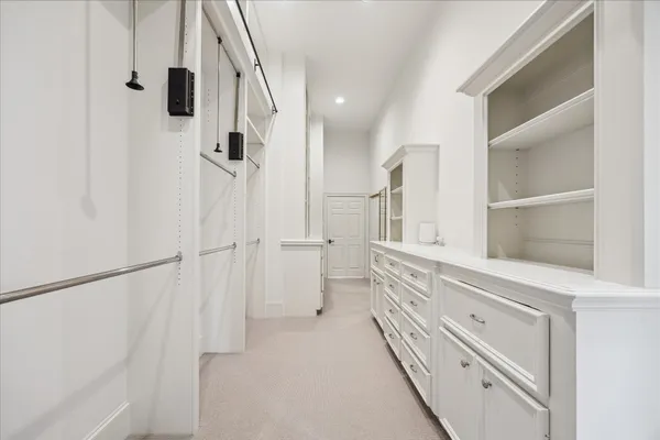 $1,465,000 | 2211 Dunraven Lane, Houston, TX 77019