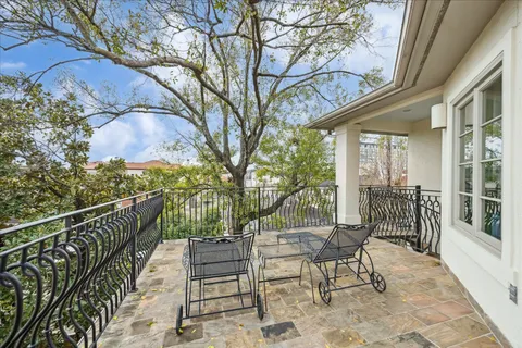 $1,465,000 | 2211 Dunraven Lane, Houston, TX 77019