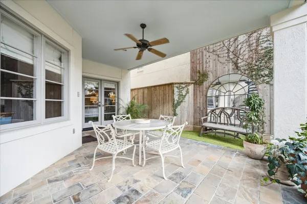 $1,465,000 | 2211 Dunraven Lane, Houston, TX 77019