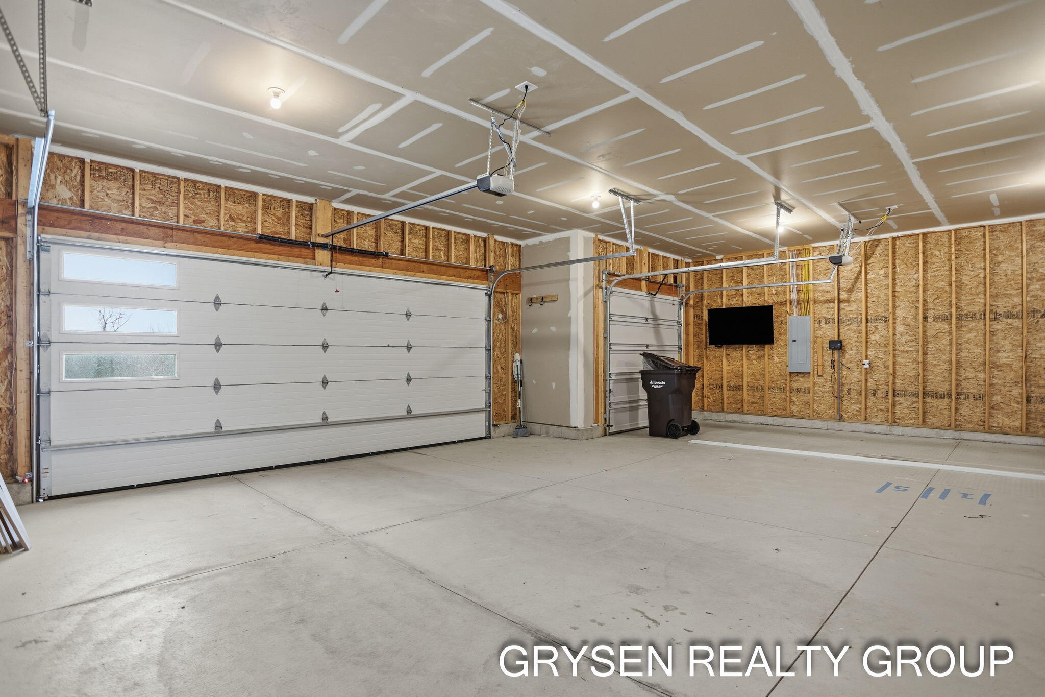 12643 Ridgedale Drive Allendale, MI 49401 - Photo 32 of 35 Garage