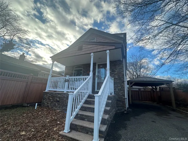 $4,200 | 524 Jerusalem Avenue, Hicksville, NY 11801