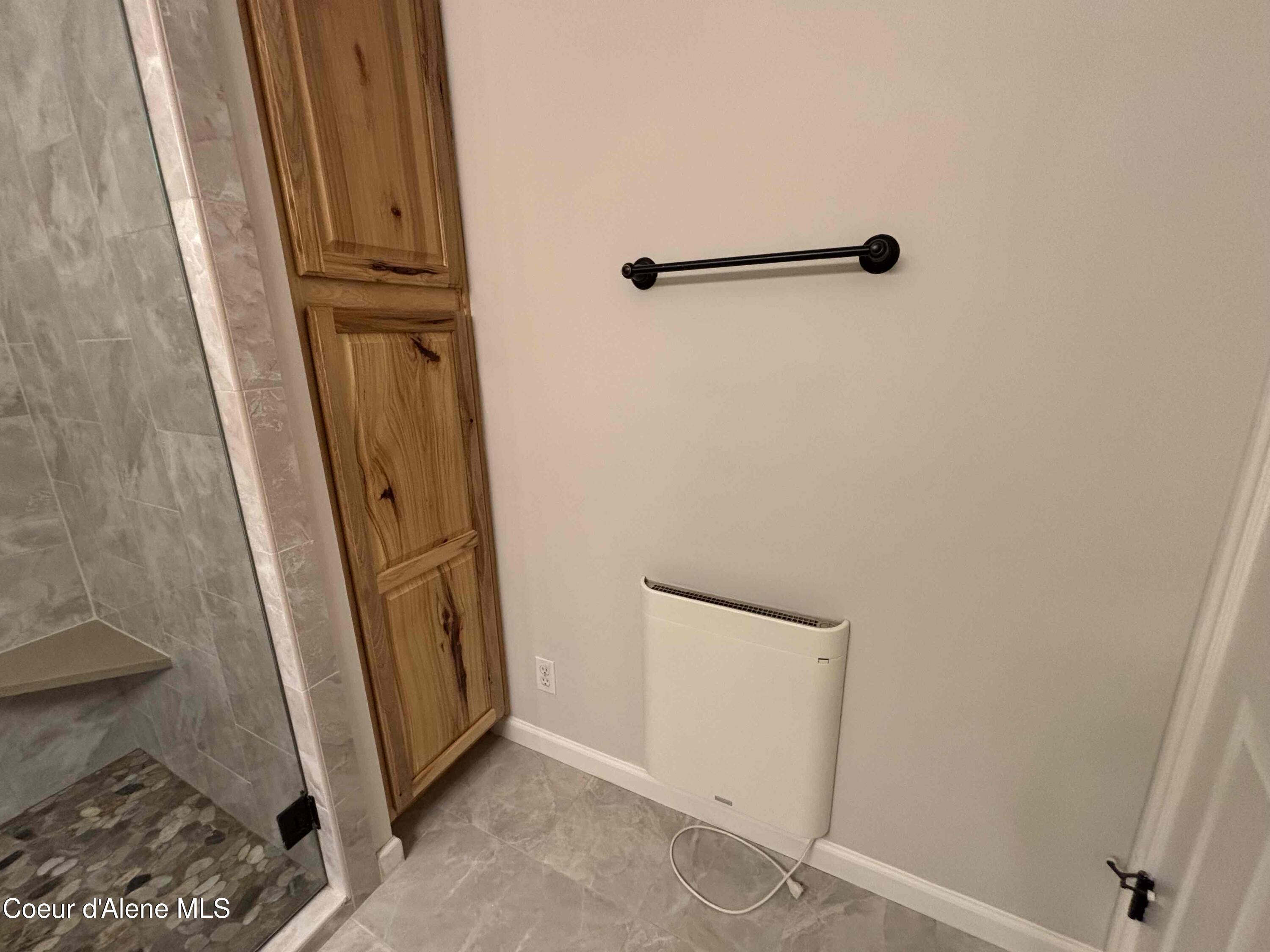 118 Walsh Way Sandpoint, ID 83864 - Photo 23 of 46 convection heater