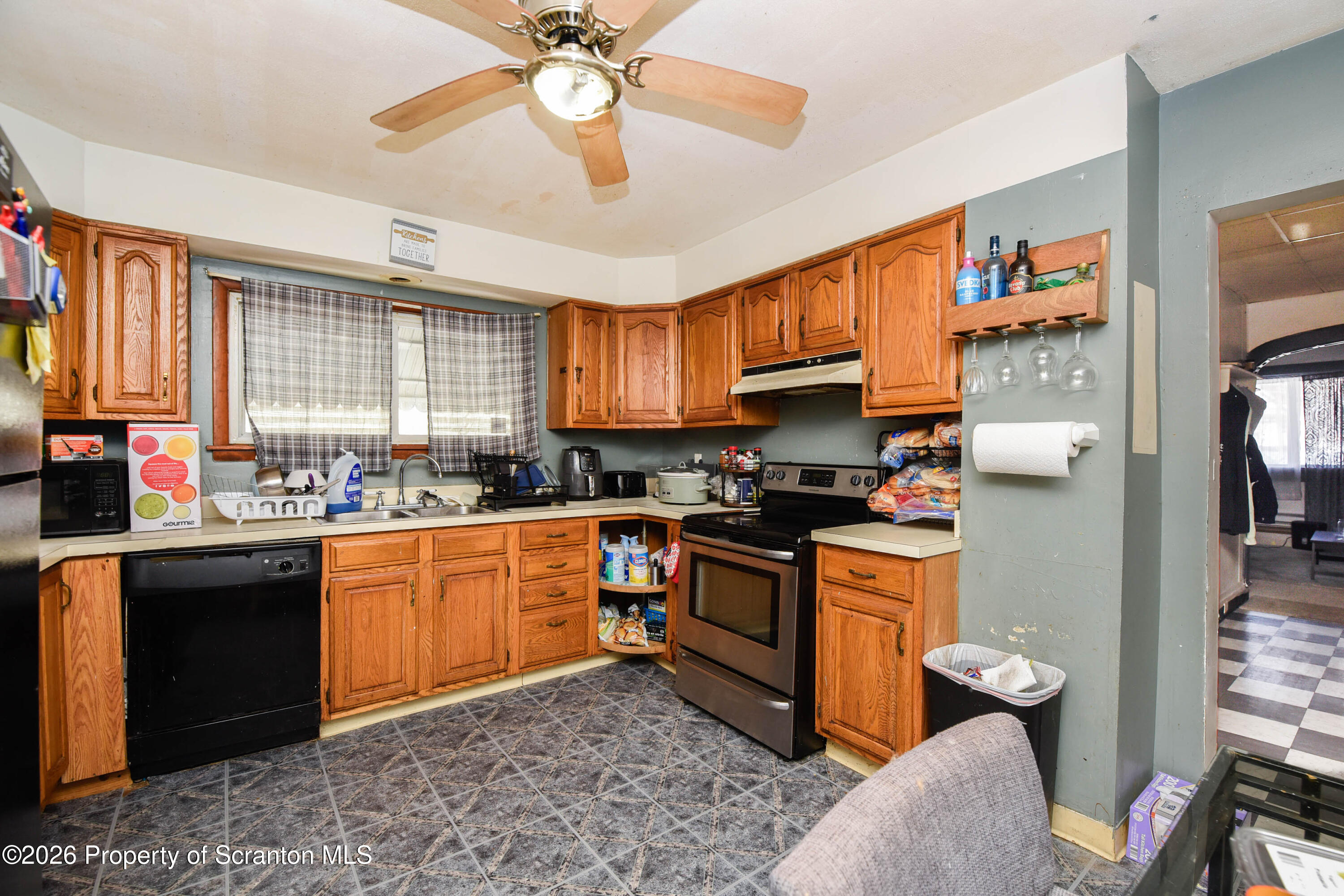 514 Albion Street Scranton, PA 18508 - Photo 13 of 36 _DSC8675