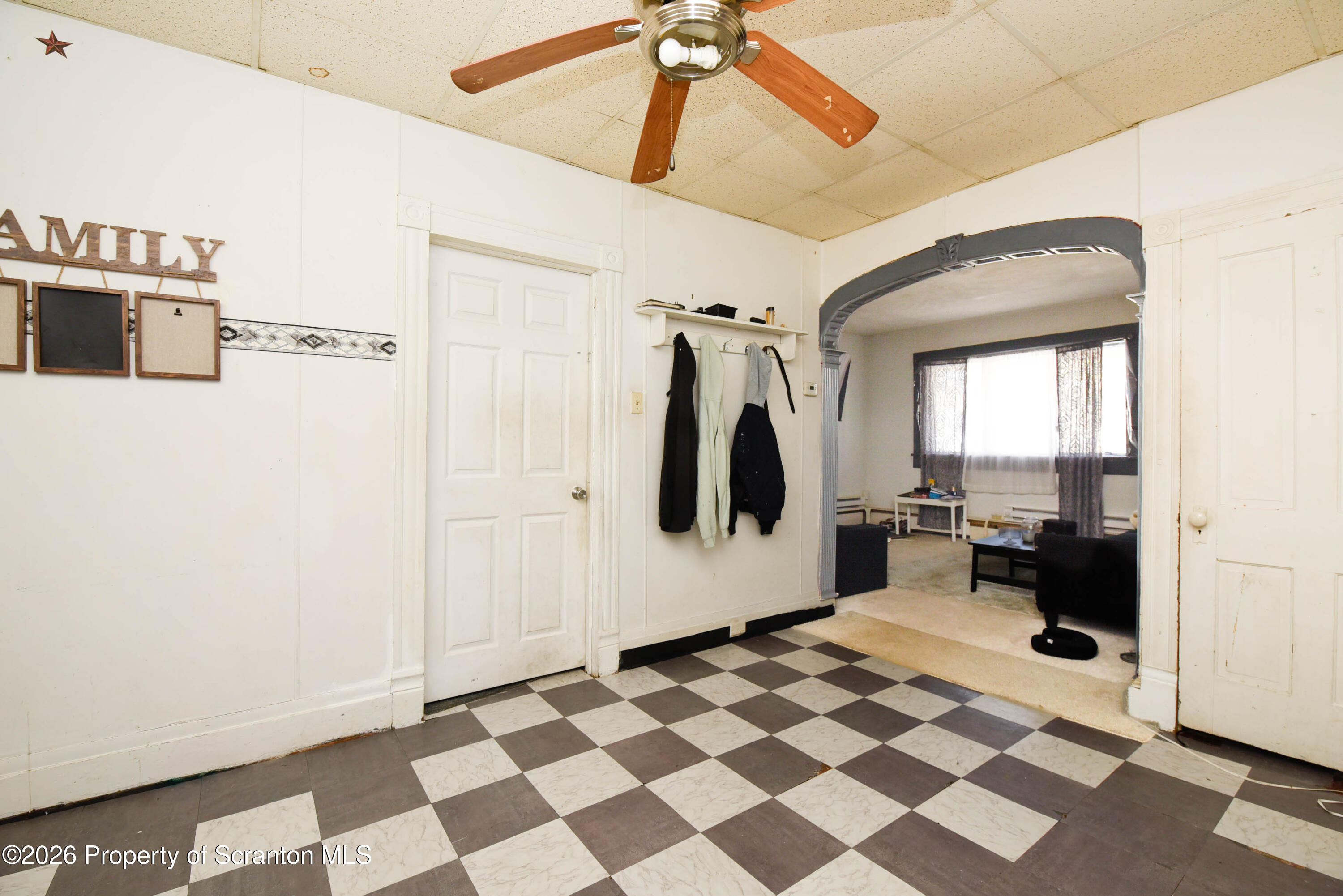 514 Albion Street Scranton, PA 18508 - Photo 10 of 36 _DSC8701