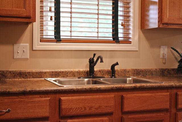 229 Rivendell Road Woodbury, TN 37190 - Photo 7 of 20 UPGRADED PRICE PFISTER FAUCET