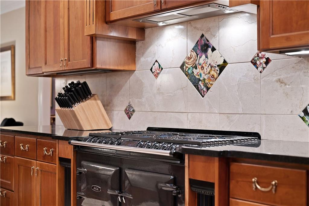 408 Oak Lane Coraopolis, PA 15108 - Photo 18 of 50