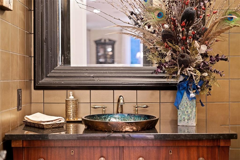 408 Oak Lane Coraopolis, PA 15108 - Photo 22 of 50