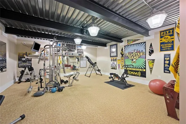 $634,900 | 408 Doctor Oak Lane, Coraopolis, PA 15108