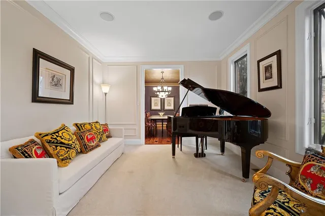 $634,900 | 408 Doctor Oak Lane, Coraopolis, PA 15108