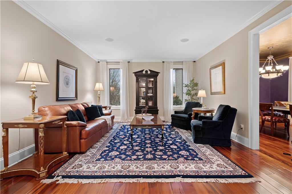 408 Oak Lane Coraopolis, PA 15108 - Photo 10 of 50