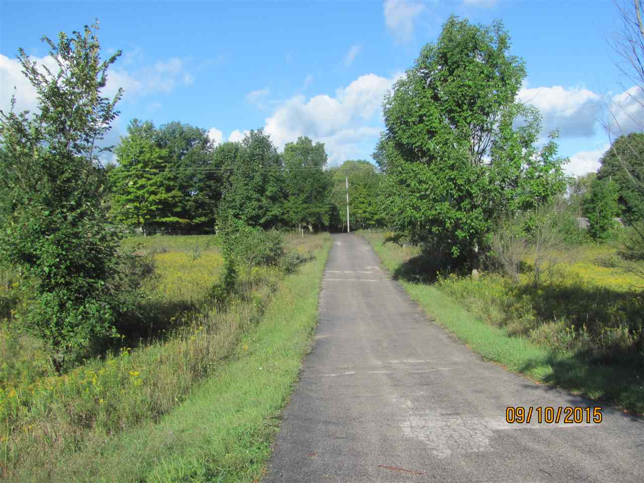 11475 South Maple City Road Maple City, MI 49664 - Photo 2 of 26 1809450-1.JPG