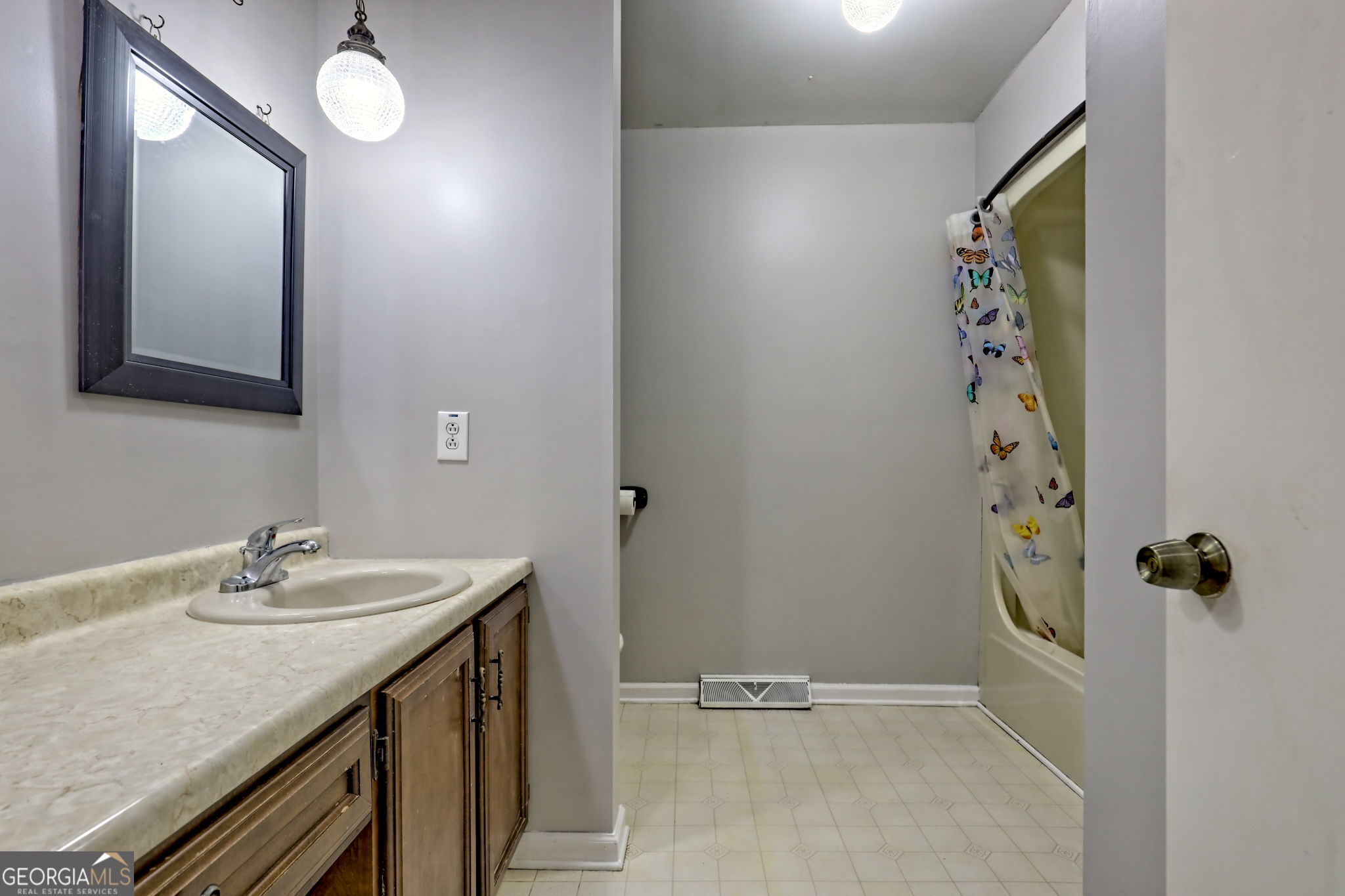 588 Estatohe Circle Toccoa, GA 30577 - Photo 20 of 71 a bathroom with a sink and mirror
