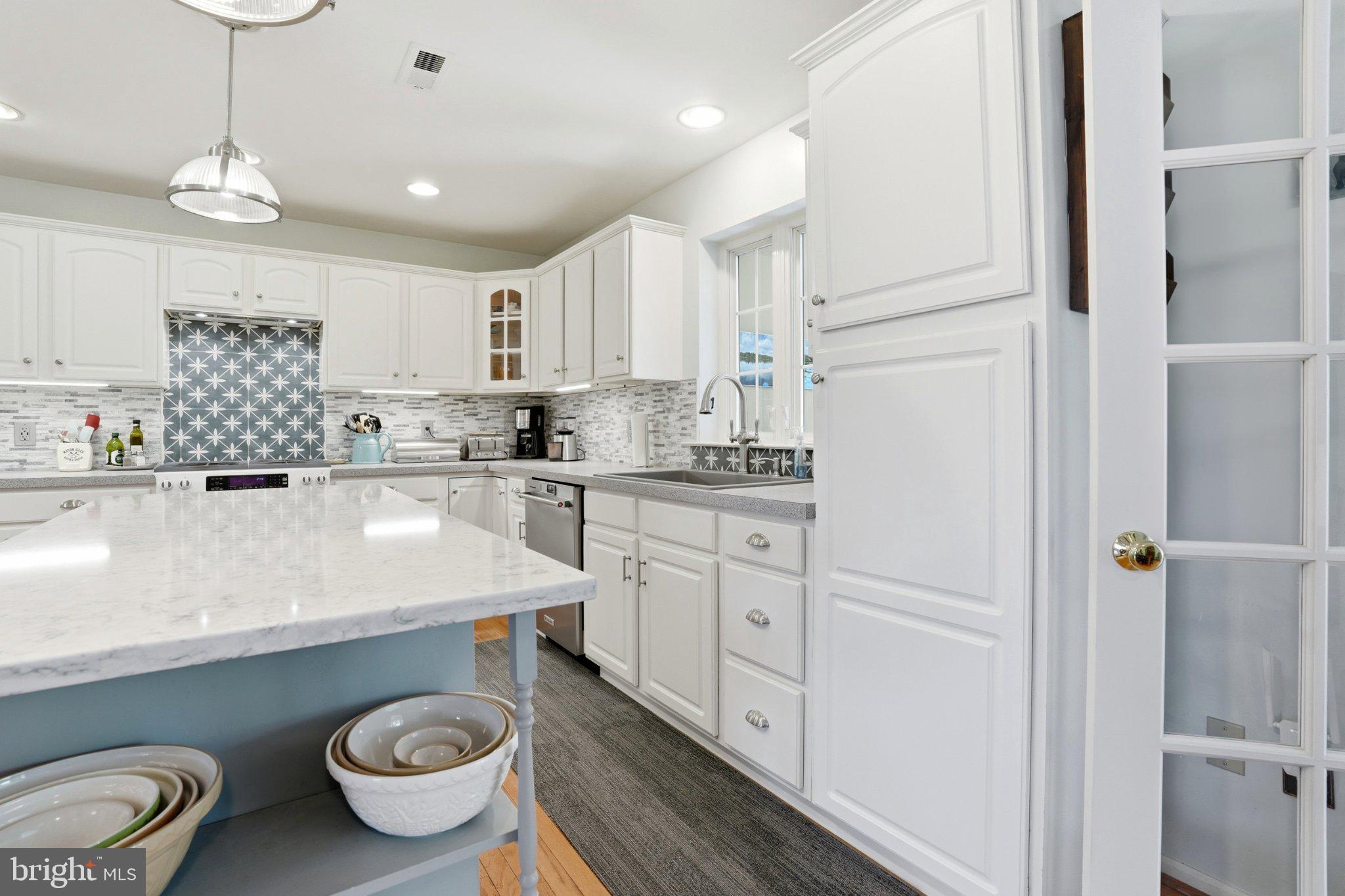 4315 Barndt Road Telford, PA 18969 - Photo 24 of 43 Bright and modern kitchen oasis.