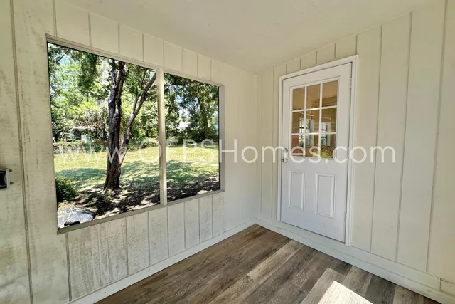 $1,795 | 326 Washington Avenue, Valparaiso, FL 32580