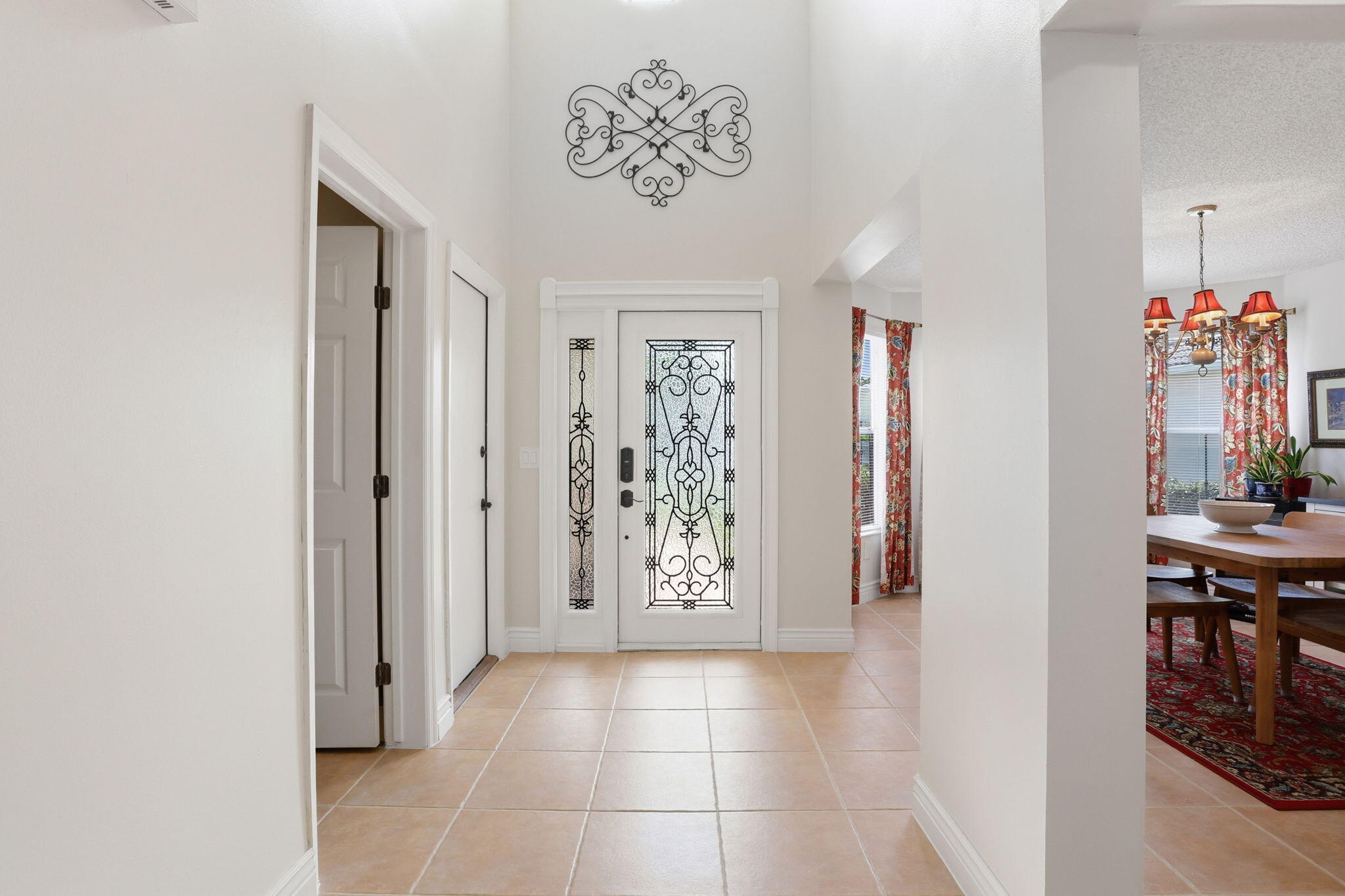 10509 Plainview Circle Boca Raton, FL 33498 - Photo 3 of 34 5-web-or-mls-0E2A6589