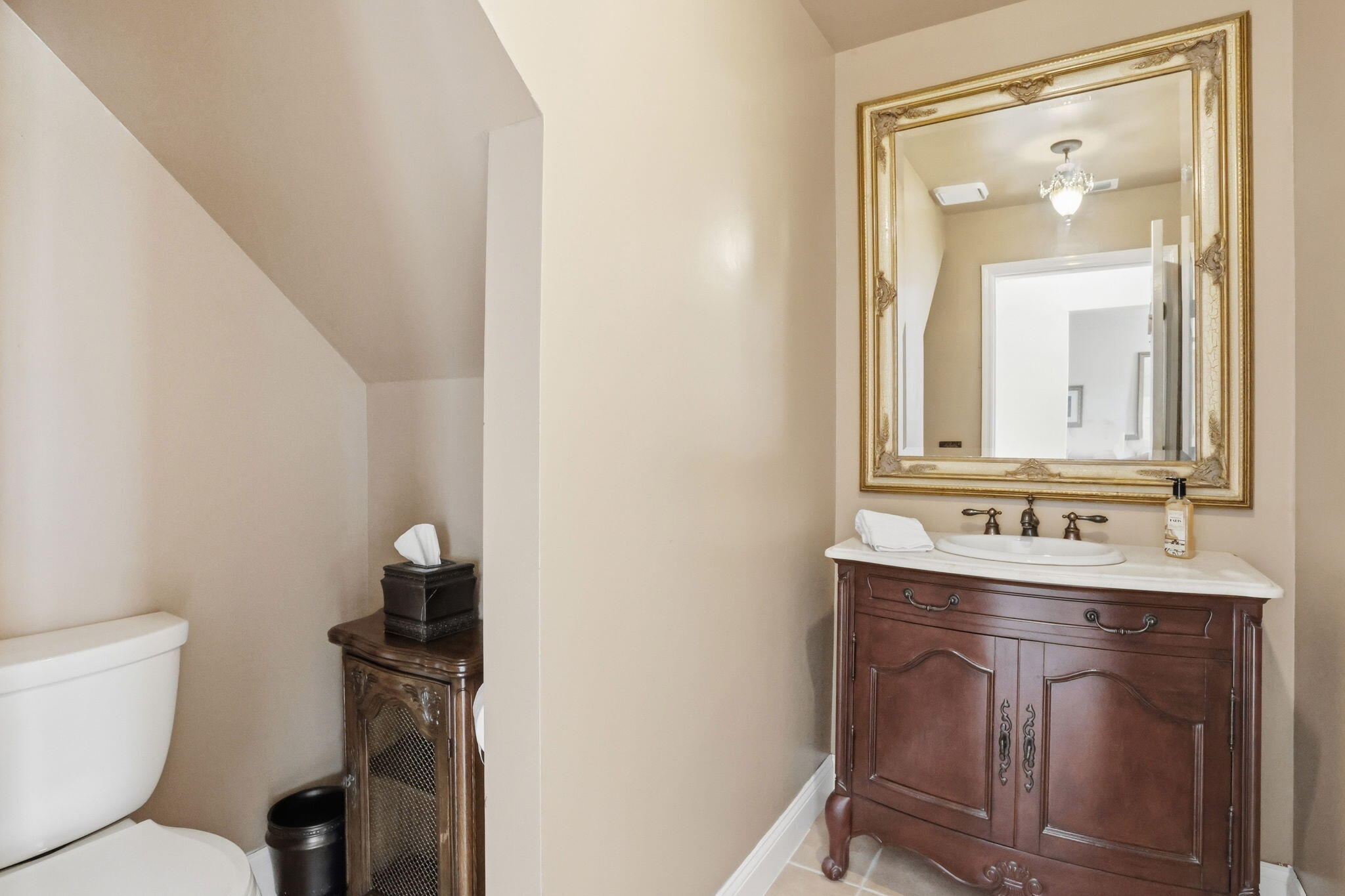 10509 Plainview Circle Boca Raton, FL 33498 - Photo 6 of 34 8-web-or-mls-0E2A6592
