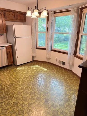 $240,000 | 105 North Landcaster Drive, Raymore, MO 64083