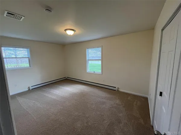 $2,300 | 867 Van Wagner Road, Unit A, Poughkeepsie, NY 12601