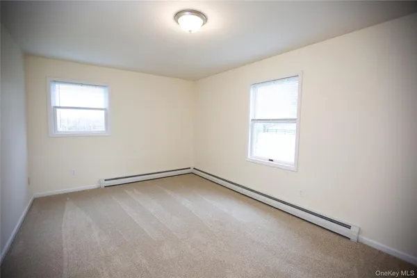 $2,300 | 867 Van Wagner Road, Unit A, Poughkeepsie, NY 12601