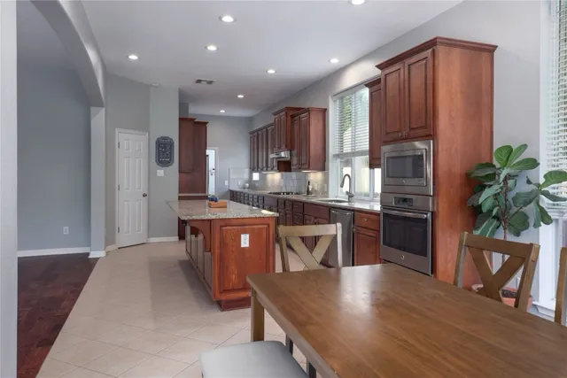 $2,995 | 2279 Fernspring Drive, Round Rock, TX 78665