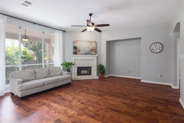 $2,995 | 2279 Fernspring Drive, Round Rock, TX 78665