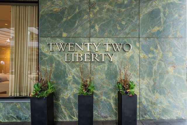 $1,475,000 | 22 Liberty Drive, Unit 3J, Boston, MA 02210