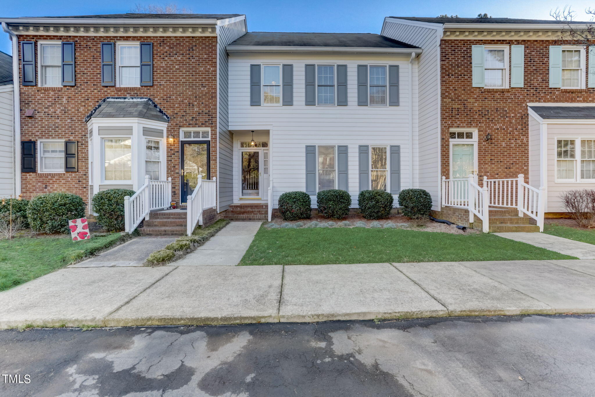 1-web-or-mls-Wycombe Ln-001