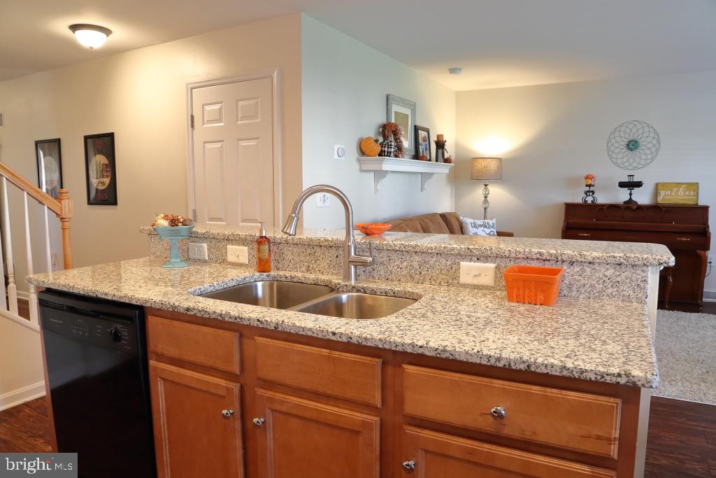 638 Courthouse Circle Lititz, PA 17543 - Photo 11 of 22 Gallery Image 11